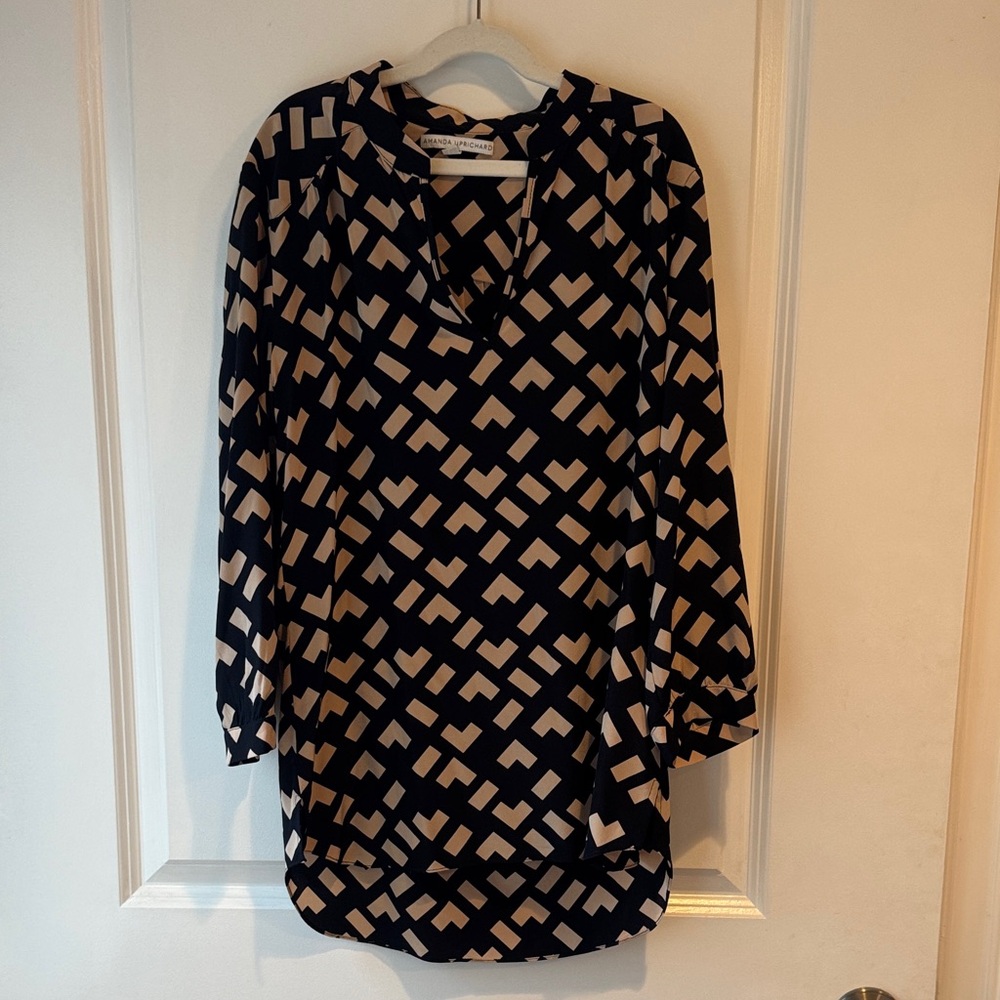 Amanda Uprichard Black and Tan Geometric Top